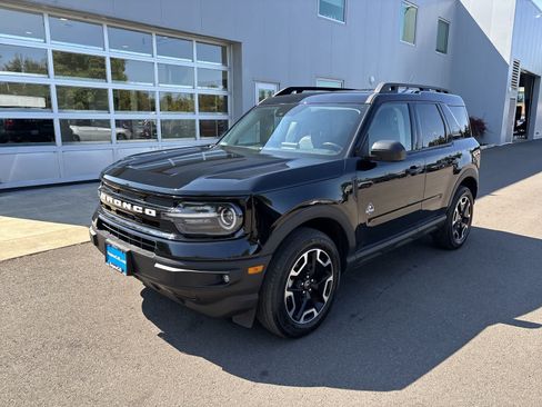 Used 2023 Ford Bronco Sport Outer Banks AWD/4WD image 1