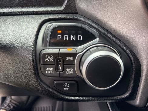 New 2026 RAM 1500 4x4 Crew Cab image 29