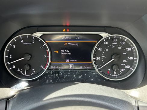 Used 2024 Nissan Sentra SV FWD image 25