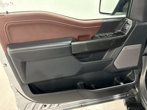 Used 2022 Ford F150 Lariat image 19