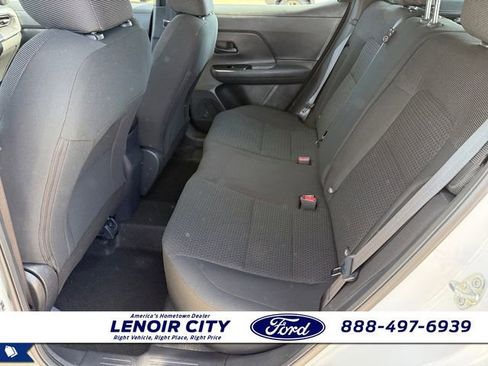 Used 2025 Nissan Kicks S image 11