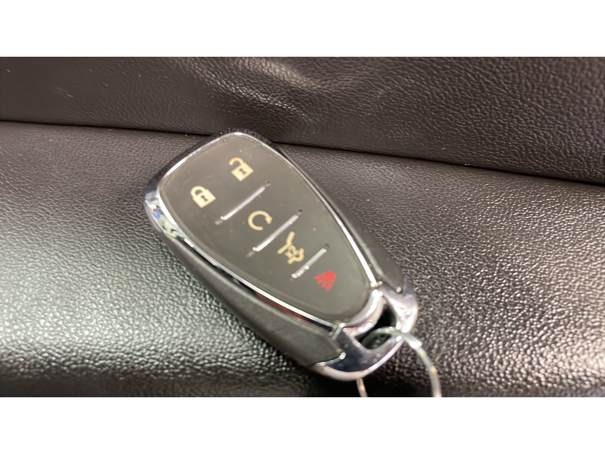 Used 2023 Chevrolet Traverse LT AWD/4WD image 19
