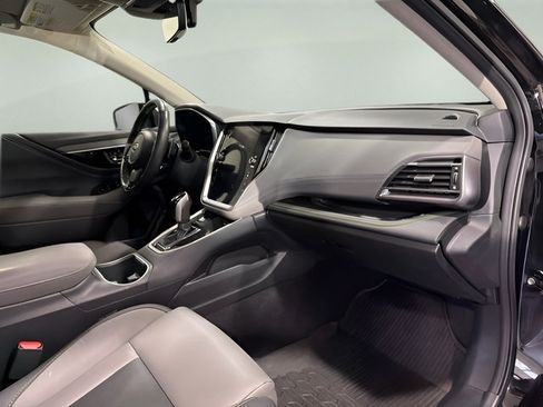 Used 2025 Subaru Outback Onyx Edition AWD/4WD image 14