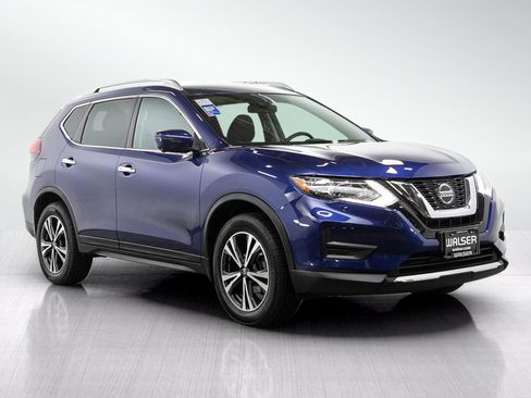 Used 2020 Nissan Rogue SV w/ Premium Package AWD/4WD image 7