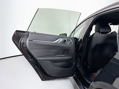 Used 2024 BMW i4 xDrive40i image 27