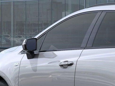 Certified 2025 Cadillac XT5 Sportv AWD/4WD image 12