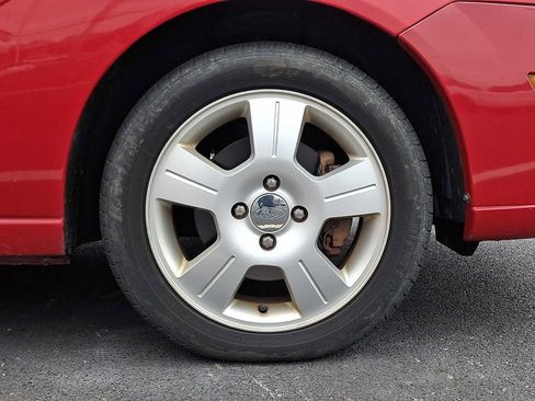 Used 2007 Ford Focus SES image 5