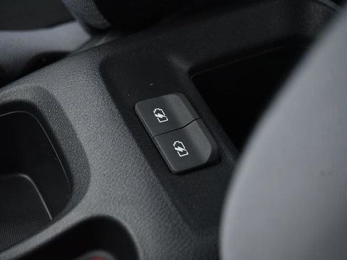 New 2025 Nissan Versa S w/ Trunk Package image 20