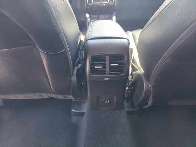 Used 2022 Ford Escape SEL AWD/4WD image 16