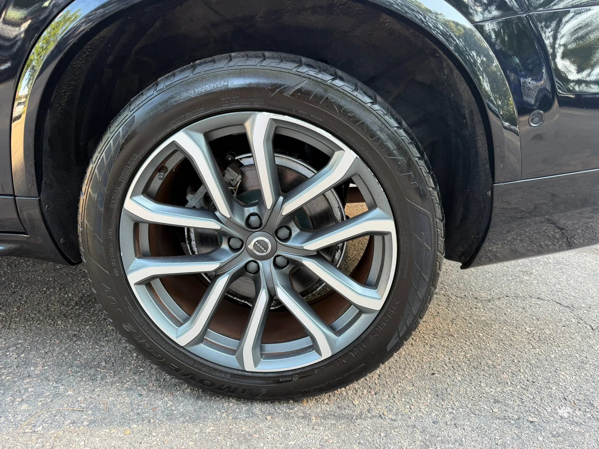 Used 2018 Volvo XC90 T6 Momentum w/ Convenience Package AWD/4WD image 41