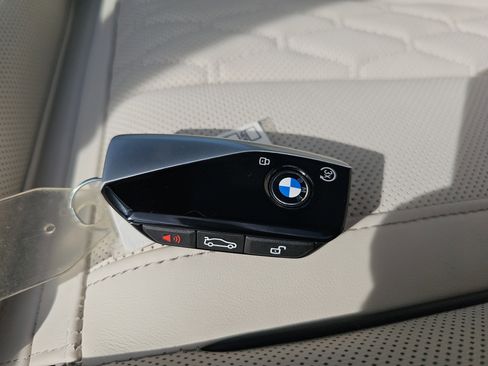 New 2026 BMW X7 xDrive40i w/ M Sport Package image 36