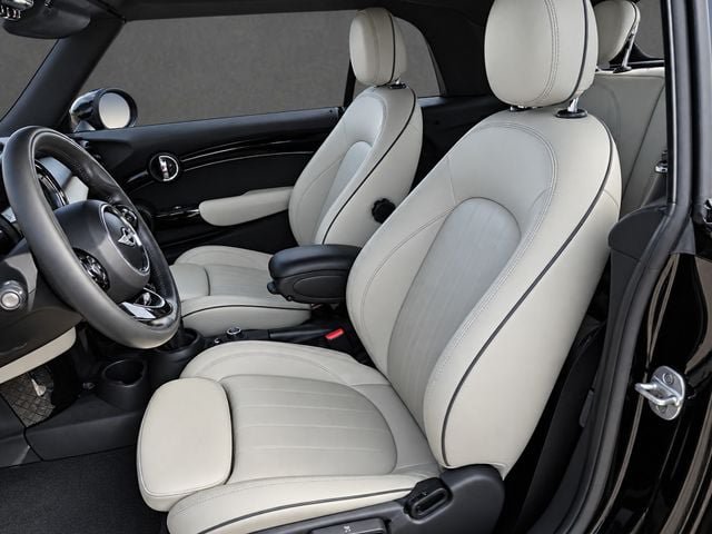 Used 2018 MINI Cooper Convertible FWD image 3