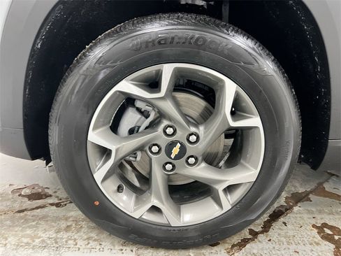 New 2026 Chevrolet Trax LT image 26
