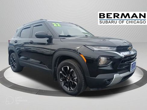 Used 2022 Chevrolet TrailBlazer LT w/ Convenience Package AWD/4WD image 2