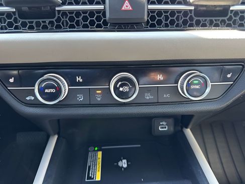 Used 2023 Honda HR-V EX-L image 19