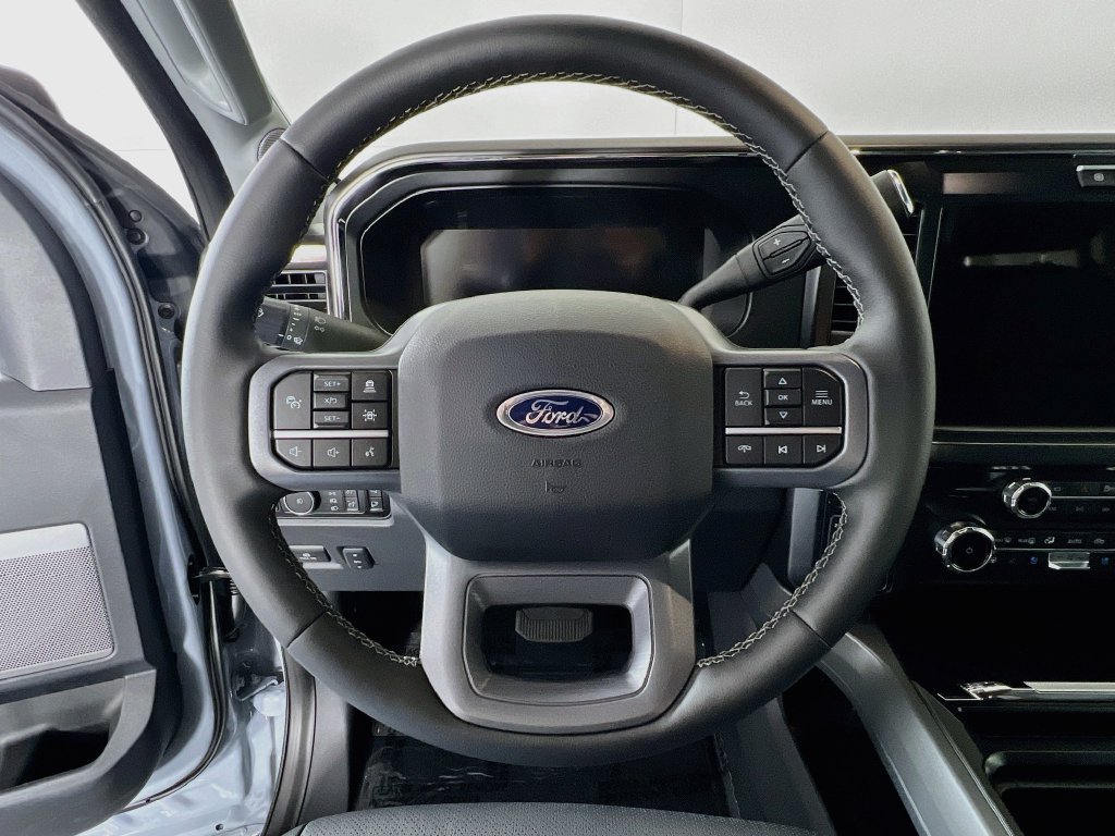 New 2026 Ford F350 Lariat w/ Black Appearance Package AWD/4WD image 8