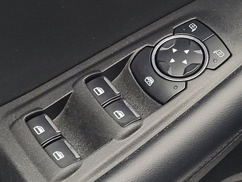 Used 2024 Ford Edge SEL image 27