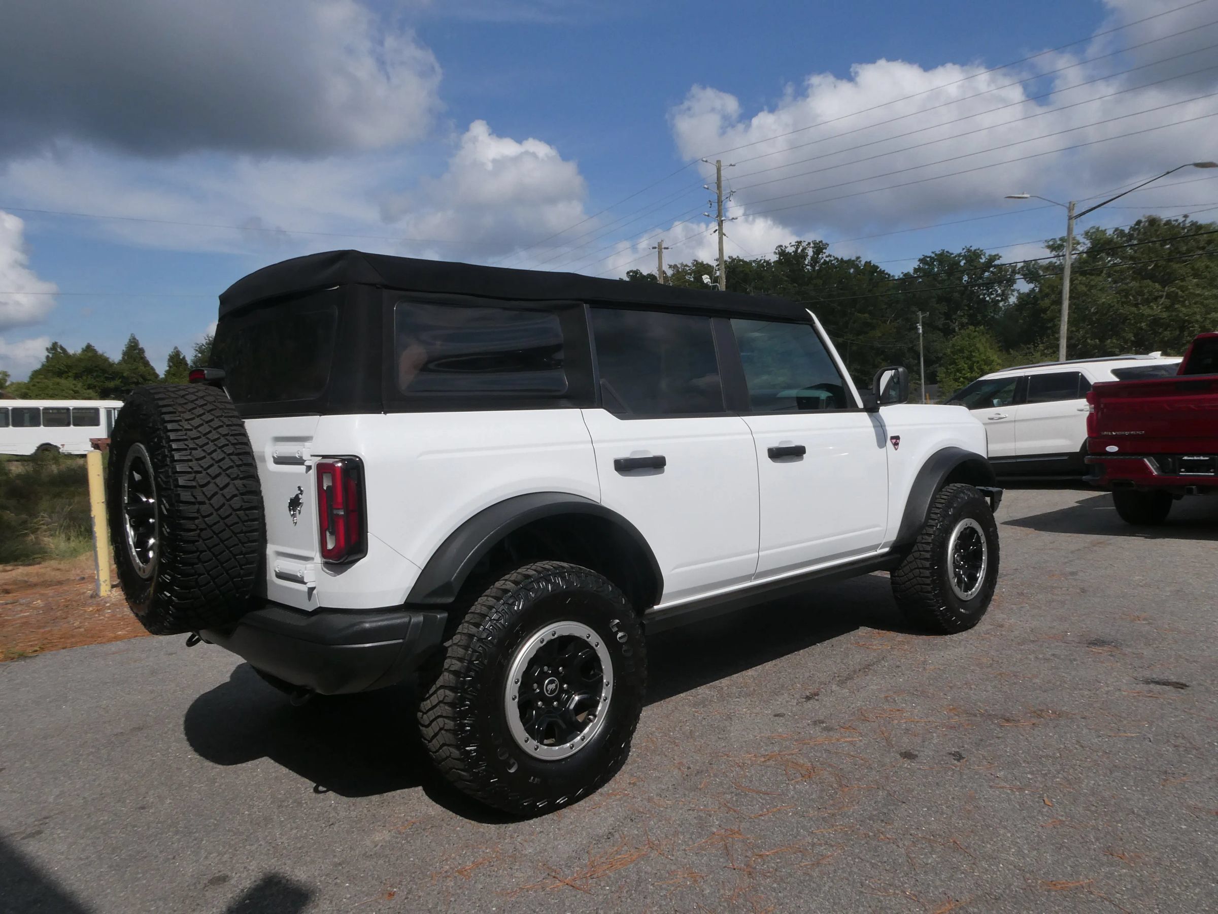 Used 2021 Ford Bronco Badlands w/ Sasquatch Package AWD/4WD image 5