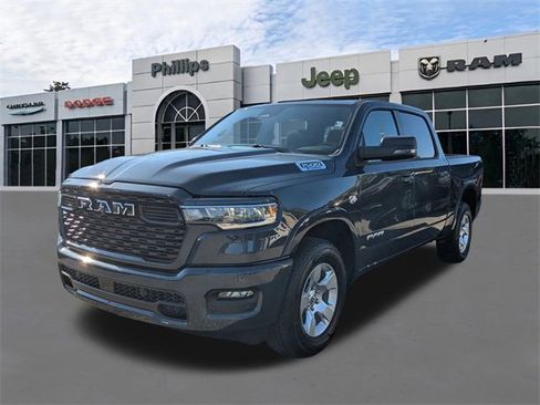 New 2026 RAM 1500 4x4 Crew Cab image 8