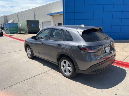 Used 2025 Honda HR-V LX image 9