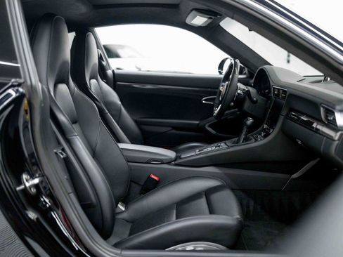 Used 2019 Porsche 911 Turbo S AWD/4WD image 54