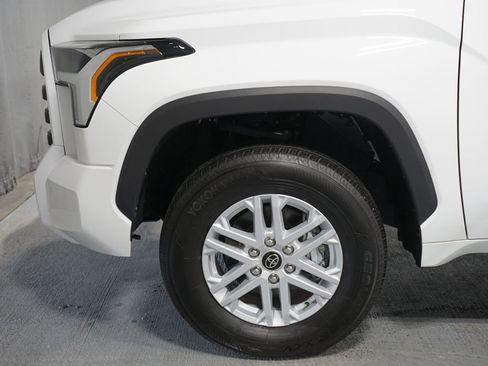 Used 2024 Toyota Tundra SR5 w/ SR5 Convenience Package image 5