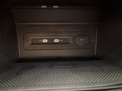 Used 2023 Volkswagen Atlas SE image 28