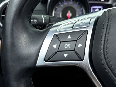 Used 2013 Mercedes-Benz SL 550 image 20