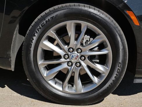 Used 2023 Buick Enclave Avenir w/ Avenir Technology Package AWD/4WD image 9