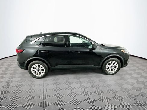 Used 2024 Ford Escape Active w/ Tech Pack #1 AWD/4WD image 11