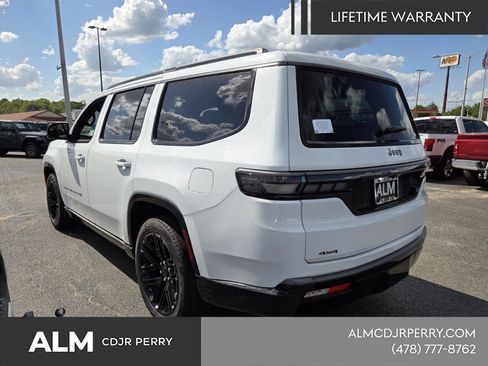 New 2026 Jeep Grand Wagoneer Limited AWD/4WD image 9