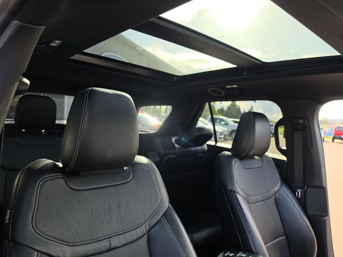 Used 2020 Ford Explorer ST AWD/4WD image 23