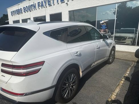 Used 2021 Genesis GV80 2.5T AWD/4WD image 3