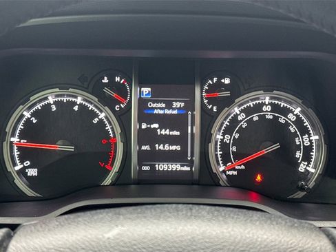 Used 2021 Toyota 4Runner Limited image 27