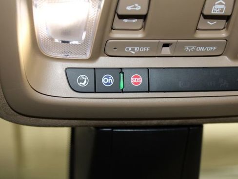 Certified 2025 Cadillac XT6 Sport w/ Platinum Package AWD/4WD image 40
