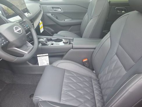 New 2026 Nissan Rogue Platinum w/ Platinum Premium Package image 27