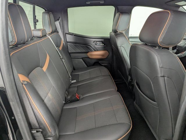 Used 2023 GMC Canyon AT4 w/ Technology Package AWD/4WD image 20