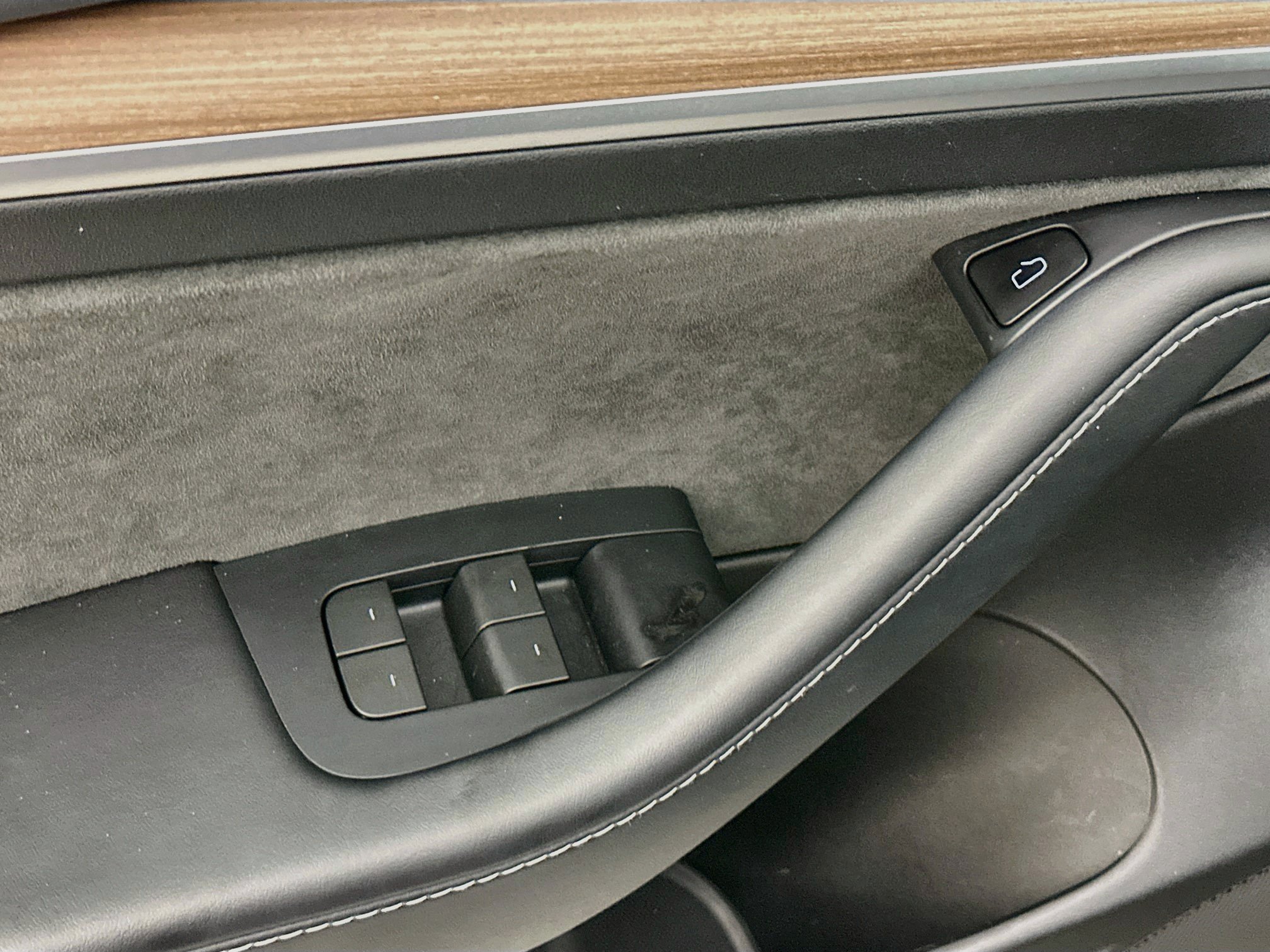 Used 2023 Tesla Model 3 Standard Range RWD image 15