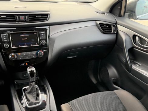 Certified 2021 Nissan Rogue Sport S image 15