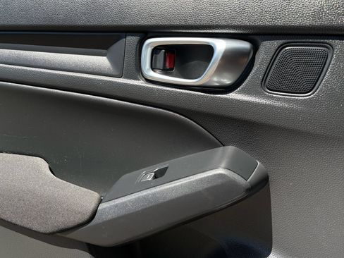 Certified 2025 Honda Civic Sport image 21