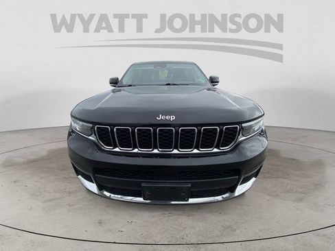 Used 2021 Jeep Grand Cherokee L Limited AWD/4WD image 14
