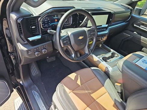 Used 2024 Chevrolet Silverado 2500 High Country w/ Z71 Off-Road Package AWD/4WD image 11