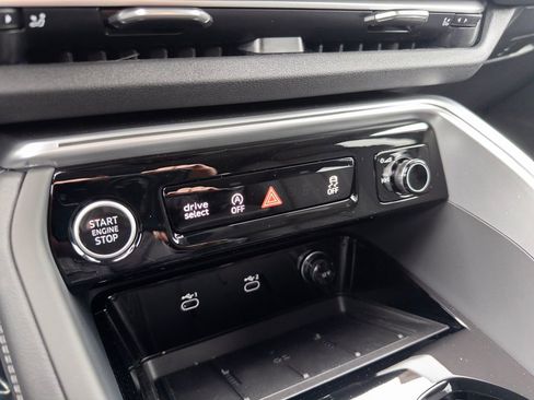 New 2025 Audi Q5 Premium Plus AWD/4WD image 19
