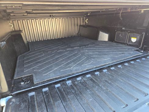 Used 2023 Toyota Tacoma TRD Off-Road image 14