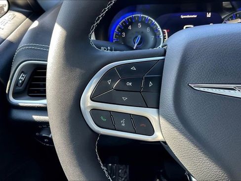 New 2026 Chrysler Pacifica Select image 17