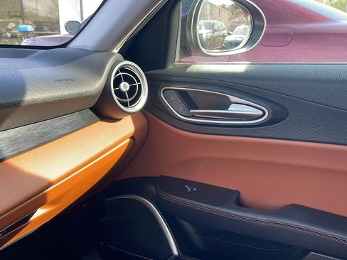 Used 2019 Alfa Romeo Giulia w/ Quick Order Package 22K Sport image 26