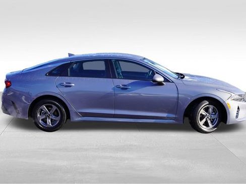 Used 2022 Kia K5 LXS image 3