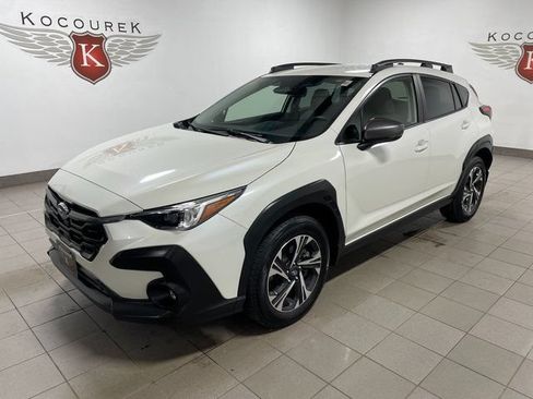 Used 2024 Subaru Crosstrek 2.0i Premium AWD/4WD image 3