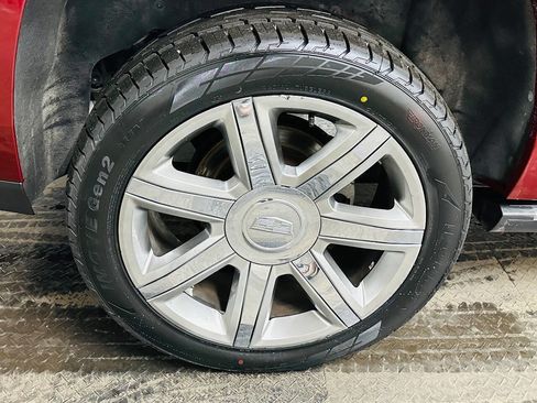 Used 2018 Cadillac Escalade ESV Premium Luxury image 33