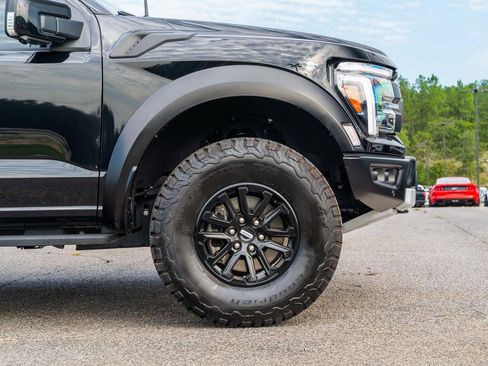 Certified 2025 Ford F150 Raptor AWD/4WD image 13
